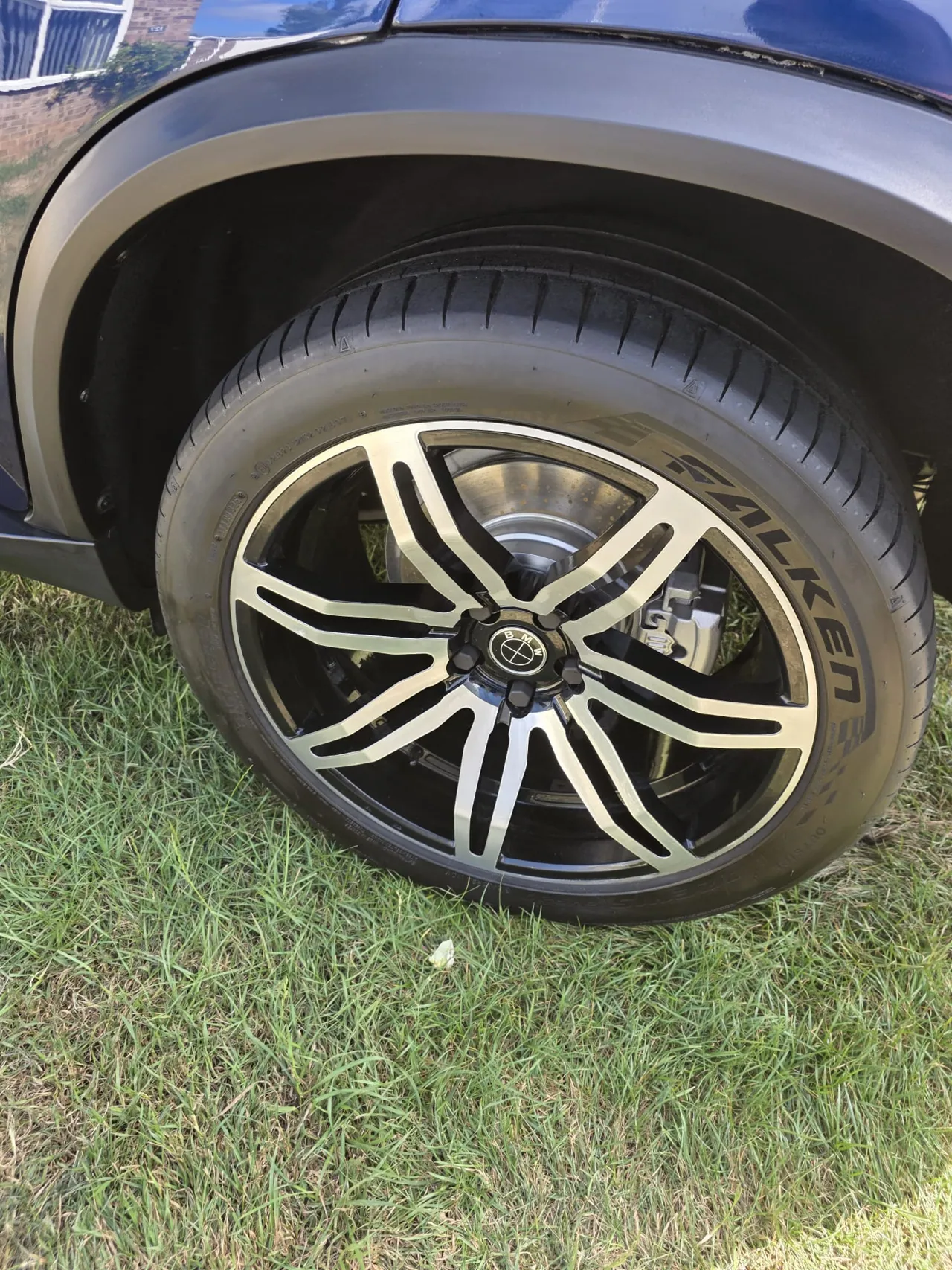 Clean alloy wheel after full valet wheel cleaning (1)